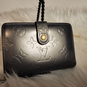 Vintage LV Kisslock wallet